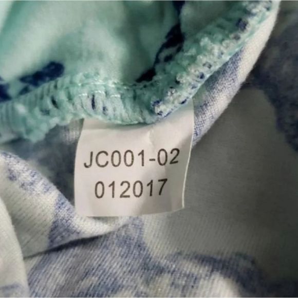 Lularoe OS Birds on a wire Leggings - Picture 5 of 5